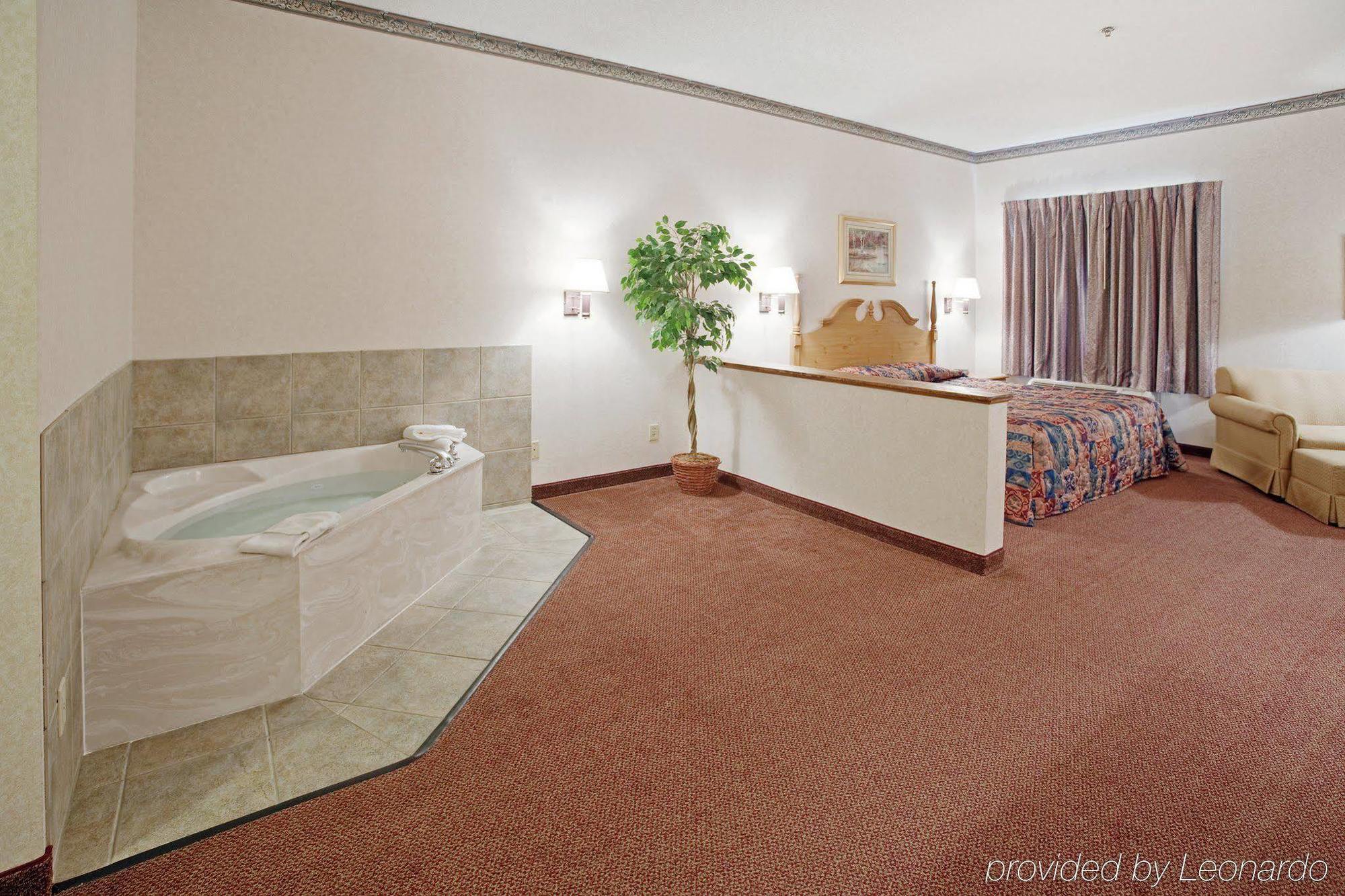 Quality Inn & Suites Kilgore-Longview Phòng bức ảnh